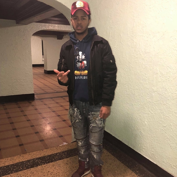 Meet your Posher, Kevin kevin - Picture 1 of 1